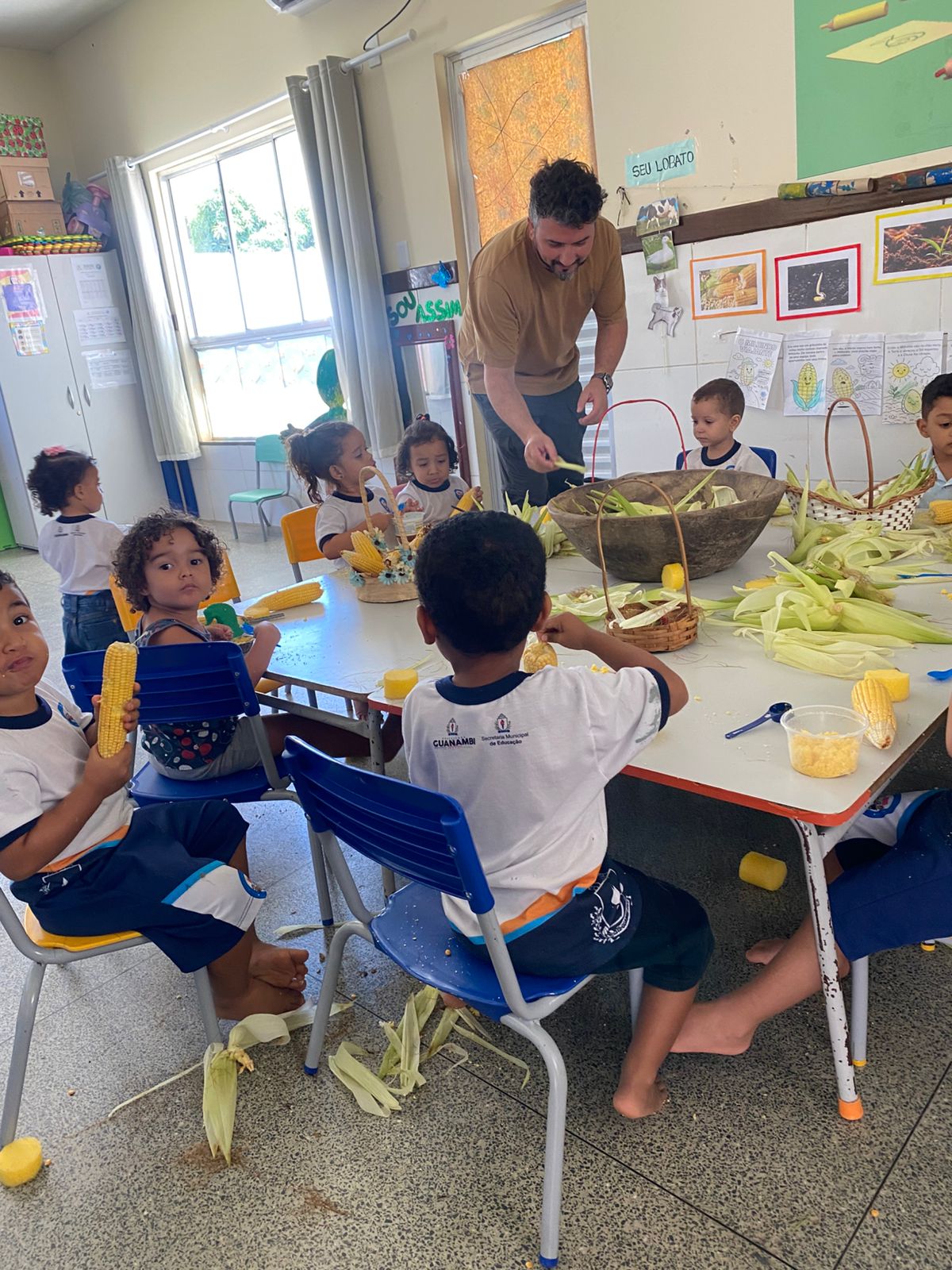 Visita às escolas